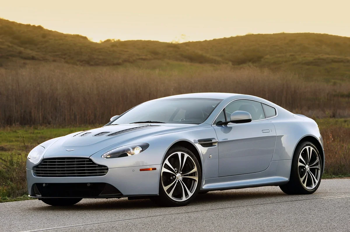 "Aston Martin" işçilərini ixtisar edəcək