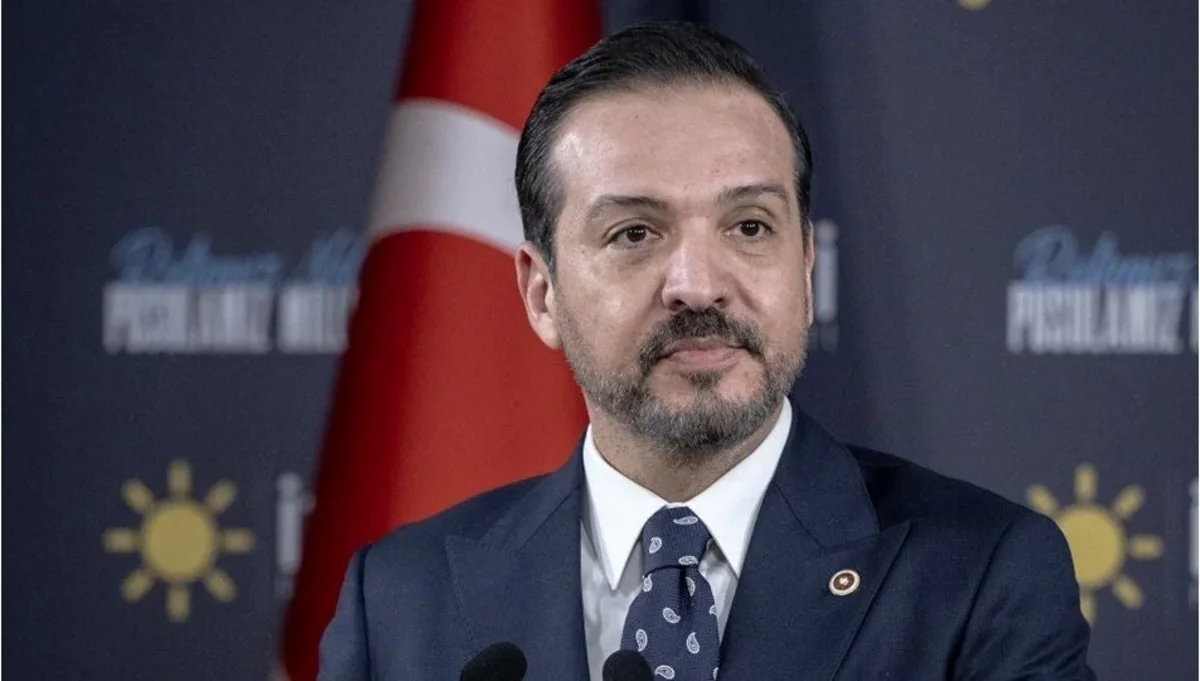 Ərdoğanın müavini "Ana harayı" abidəsini ziyarət edib