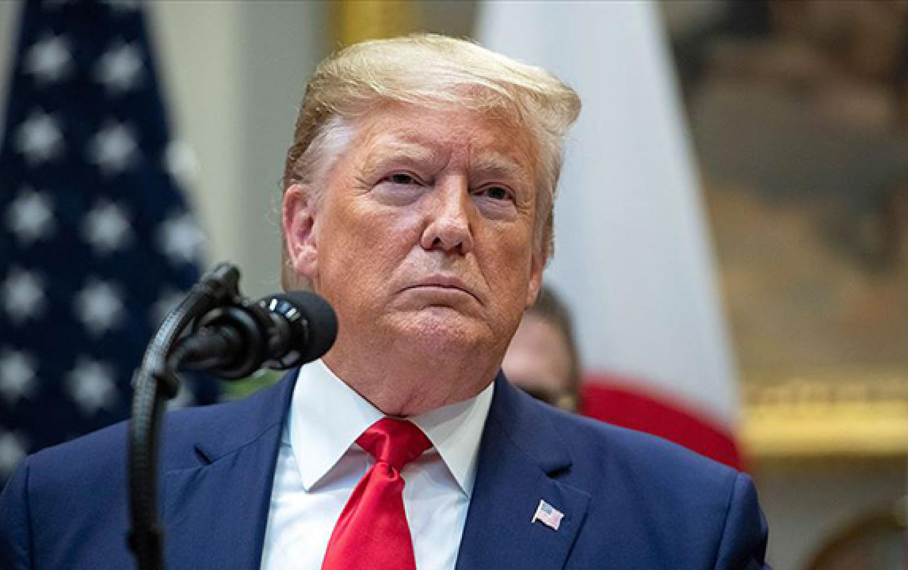 Tramp İran ordusu və polisini silahı yerə qoymağa çağırdı