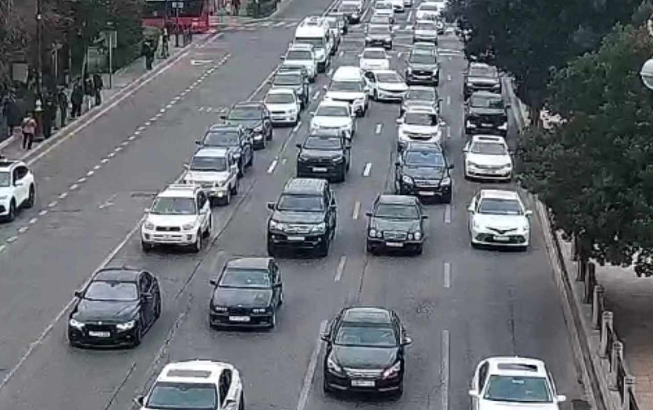 Həftəyə tıxacla başladıq - Fotolar