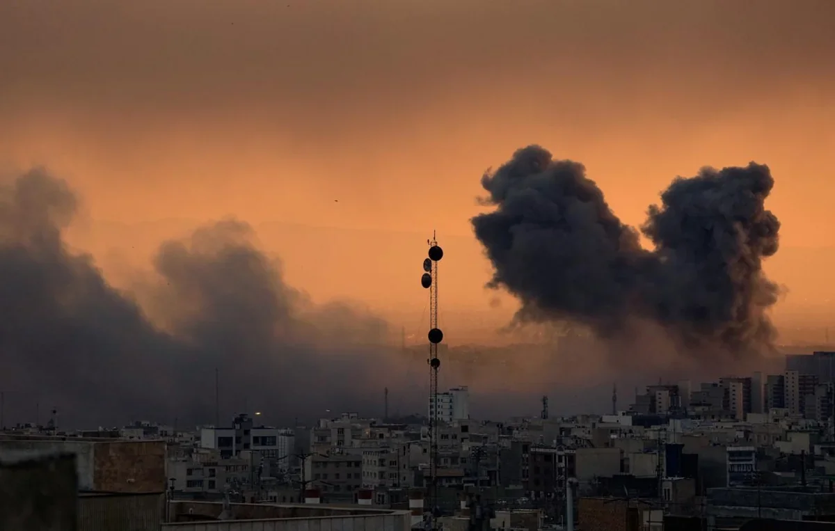 İsrail Tehrana kütləvi zərbələrə başladı