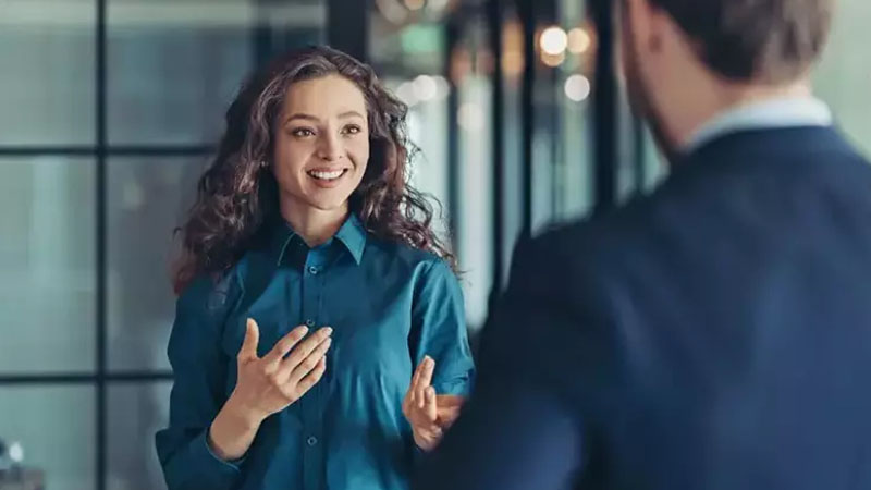 Sürətli danışan insanlar daha zəkidir? - Alimlərdən maraqlı açıqlama