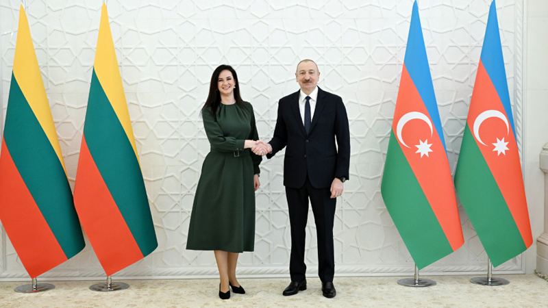 Prezident Litvanın Baş nazirini və türk naziri qəbul etdi
