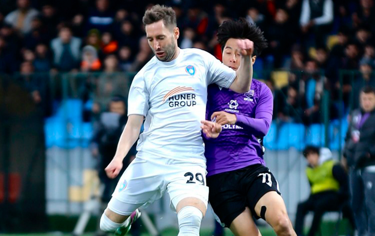 Ozobiç Kvaratsxeliyanı geridə qoydu