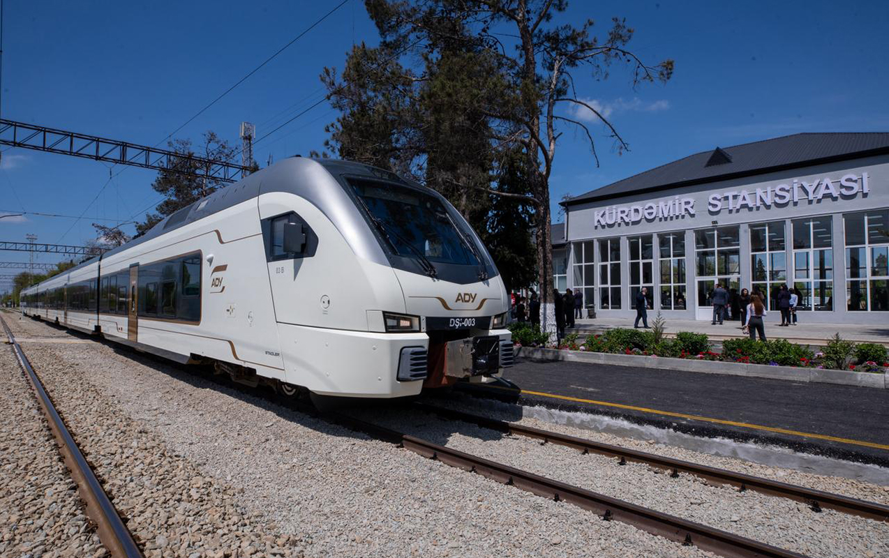 Qatarlar artıq Kürdəmirdə də dayanır - 1 saat tez