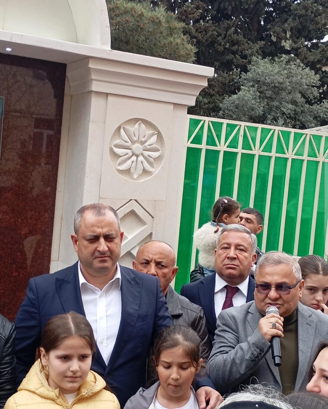 Suraxanıda – Hövsan qəsəbəsində növbəti məhəllə abadlaşdırıldı:YYSİB də fəal iştirak edib