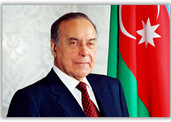 Qobustan Rayon Mərkəzi Xəstəxanasının baş həkimi Xəyalə İmanova: “Ulu Öndər Heydər Əliyev və Azərbaycan səhiyyəsi”