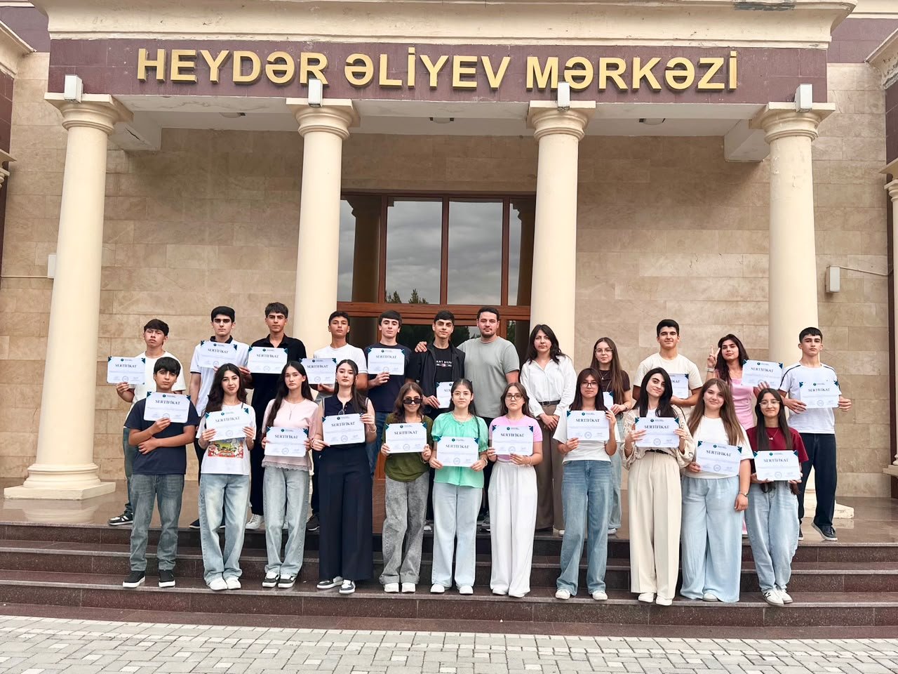 GİKM TƏRƏFİNDƏN REGİONLARDA SÜNİ İNTELLEKT MÖVZUSUNDA MAARİFLƏNDİRİCİ SESSİYALAR KEÇİRİLİB