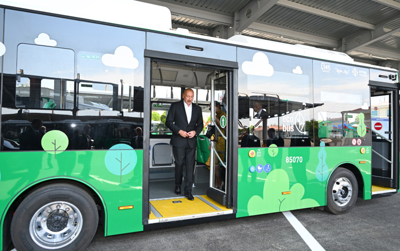 Prezident yeni elektrik avtobuslarına mindi
