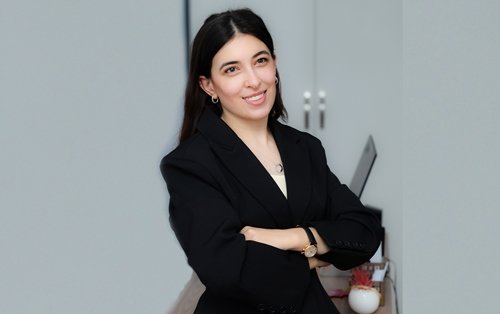 Yalan deyirlər, biz ailə deyilik...