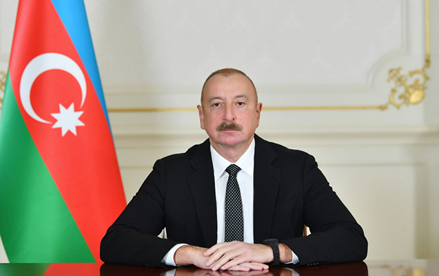 Prezident həmkarını təbrik etdi