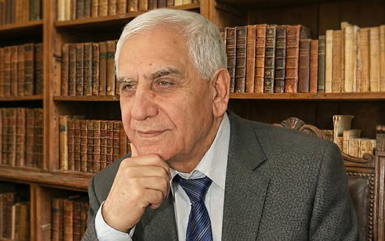 Poylu, başın sağ olsun! Salam, Göy adamı...