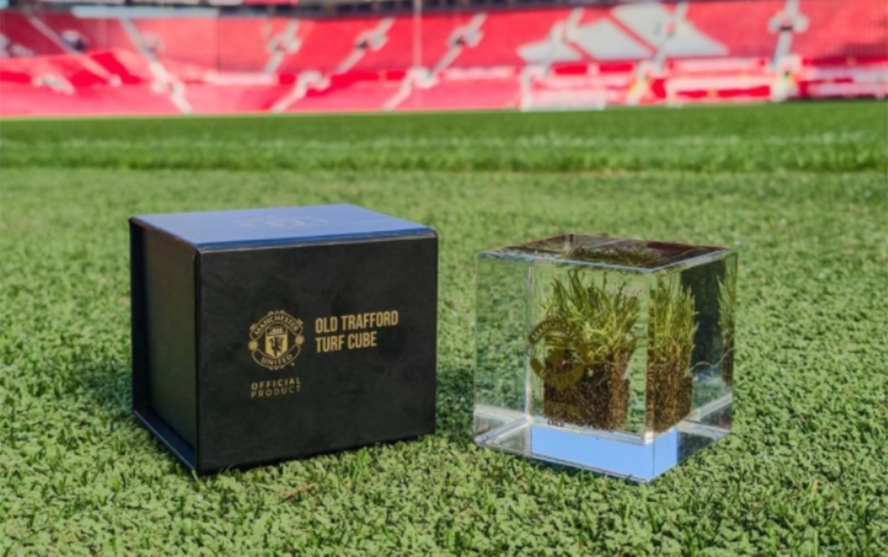 Əfsanəvi stadionun ot örtüyü satışa çıxarıldı