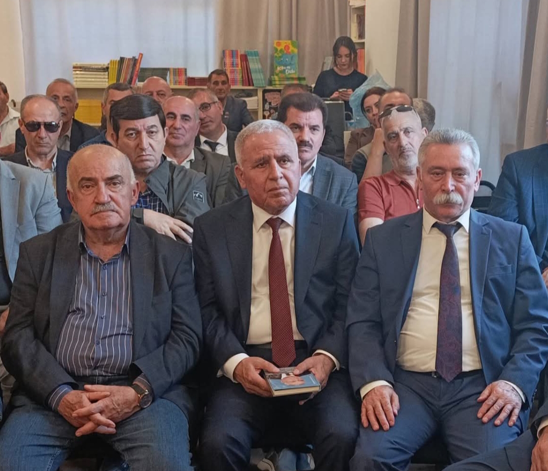 ŞƏFA ÜNVANLI, SÖZ BOYALI ÖMÜR